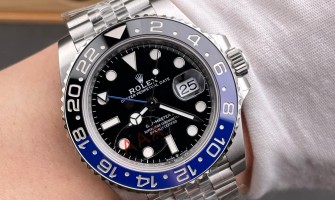 The Complete Guide: How to Set a Rolex GMT Master II