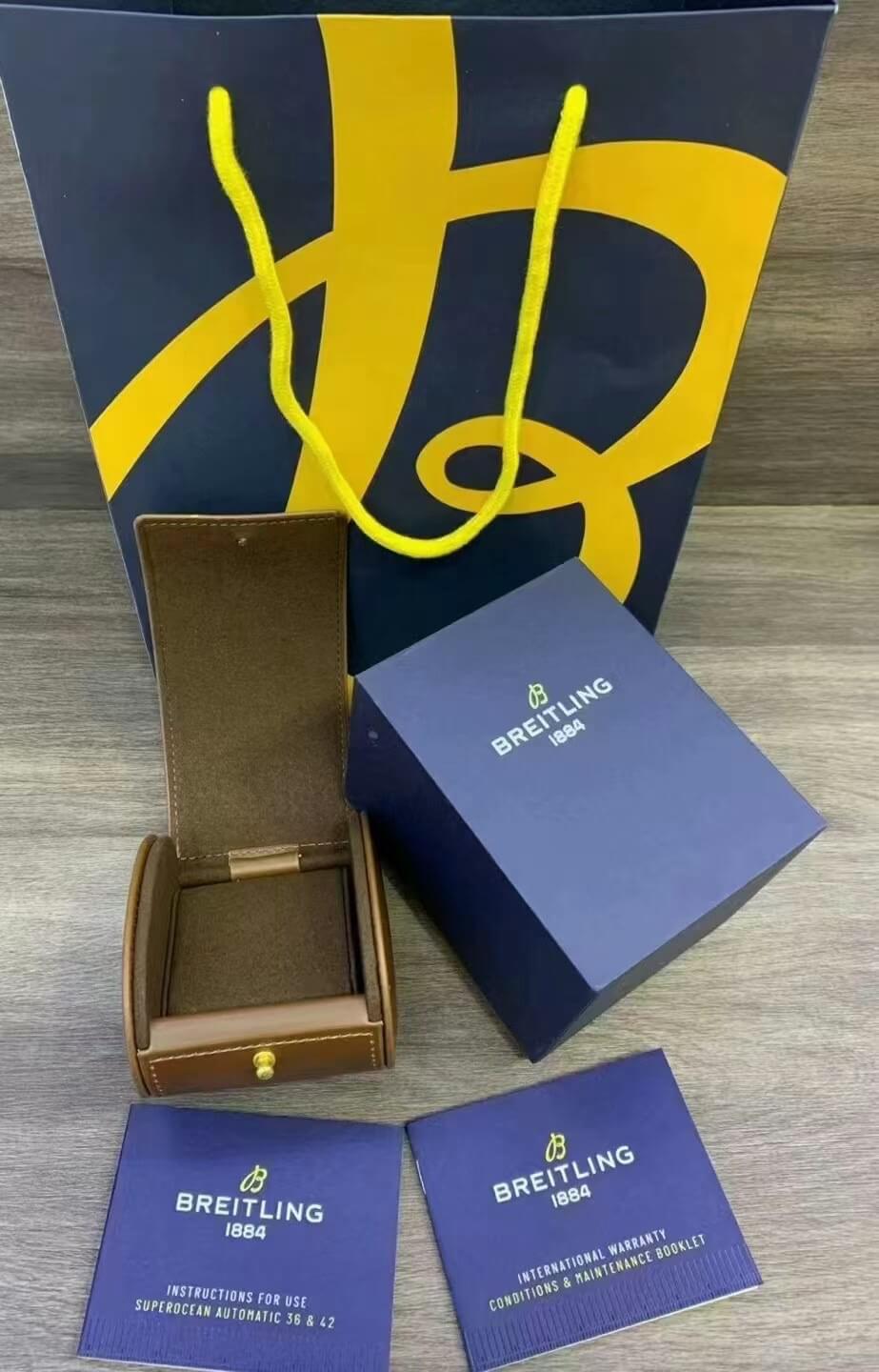 The Breitling Watch Box Full Set The Breitling Watch Box Full Set