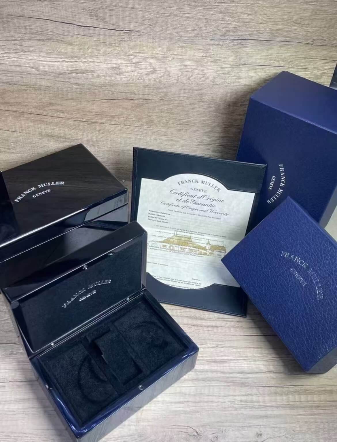 The Franck Muller Watch Box Full Set The Franck Muller Watch Box Full Set