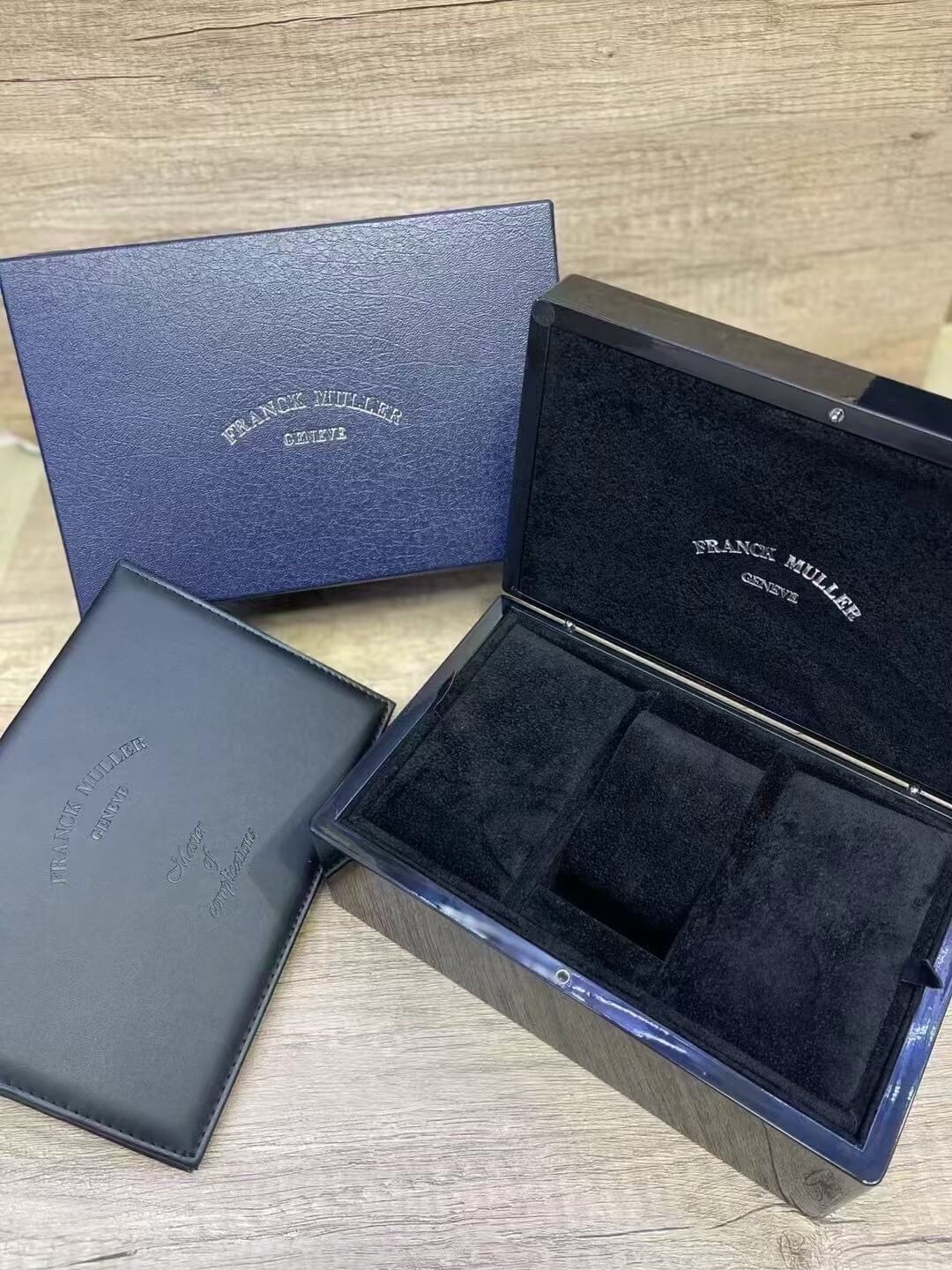 The Franck Muller Watch Box Full Set The Franck Muller Watch Box Full Set