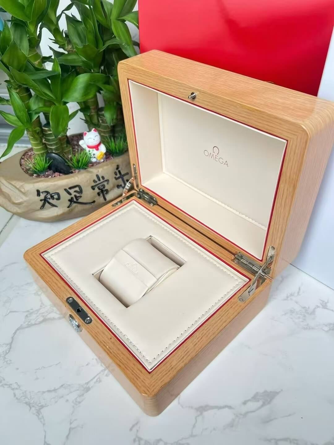 The Previous Omega Watch Box Full Set