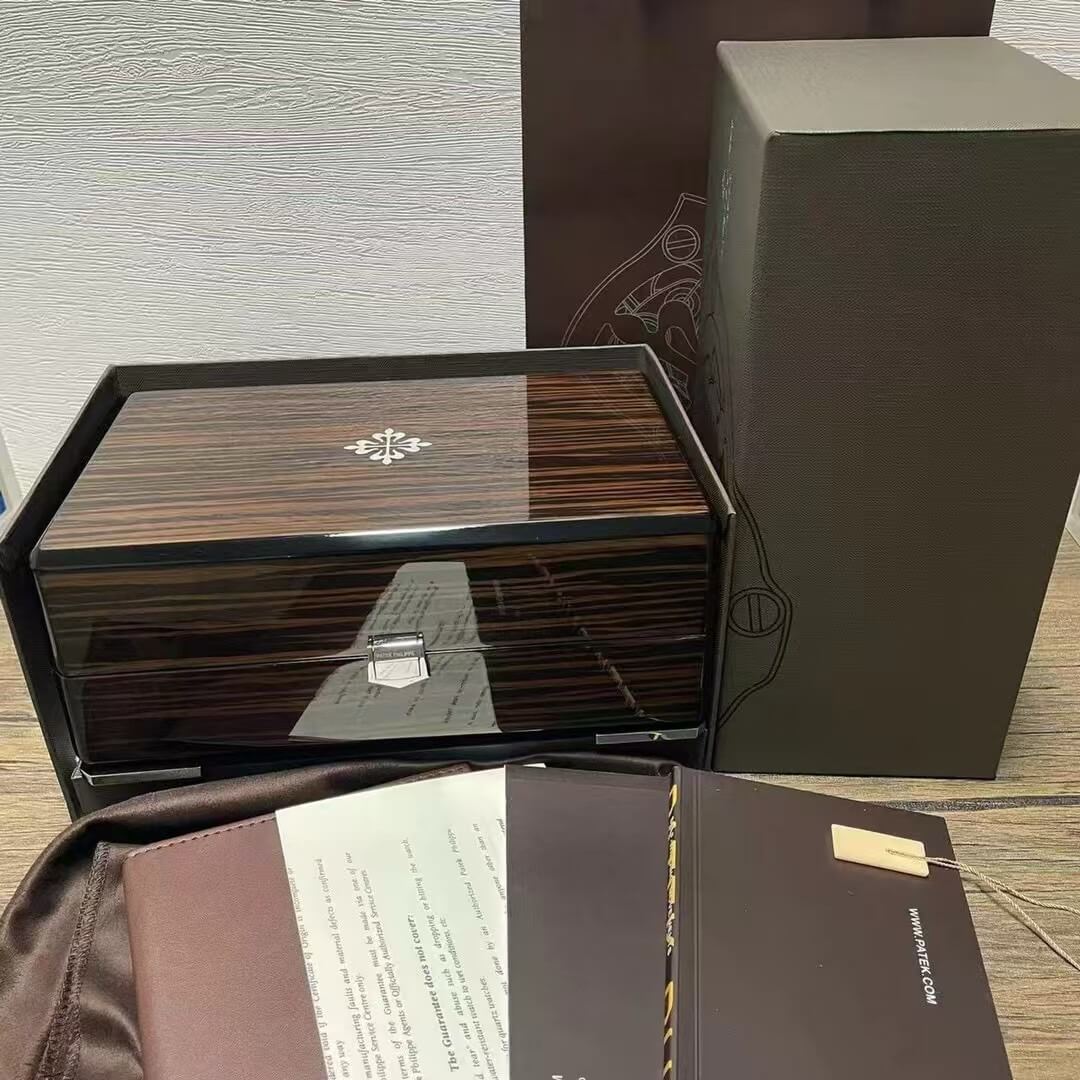The Patek Philippe Watch Box Full Set The Patek Philippe Watch Box Full Set