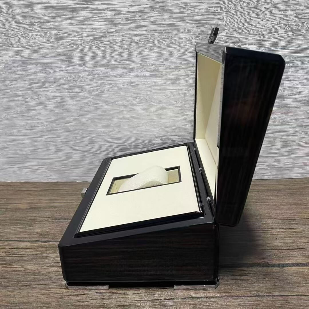 The Patek Philippe Watch Box Full Set The Patek Philippe Watch Box Full Set