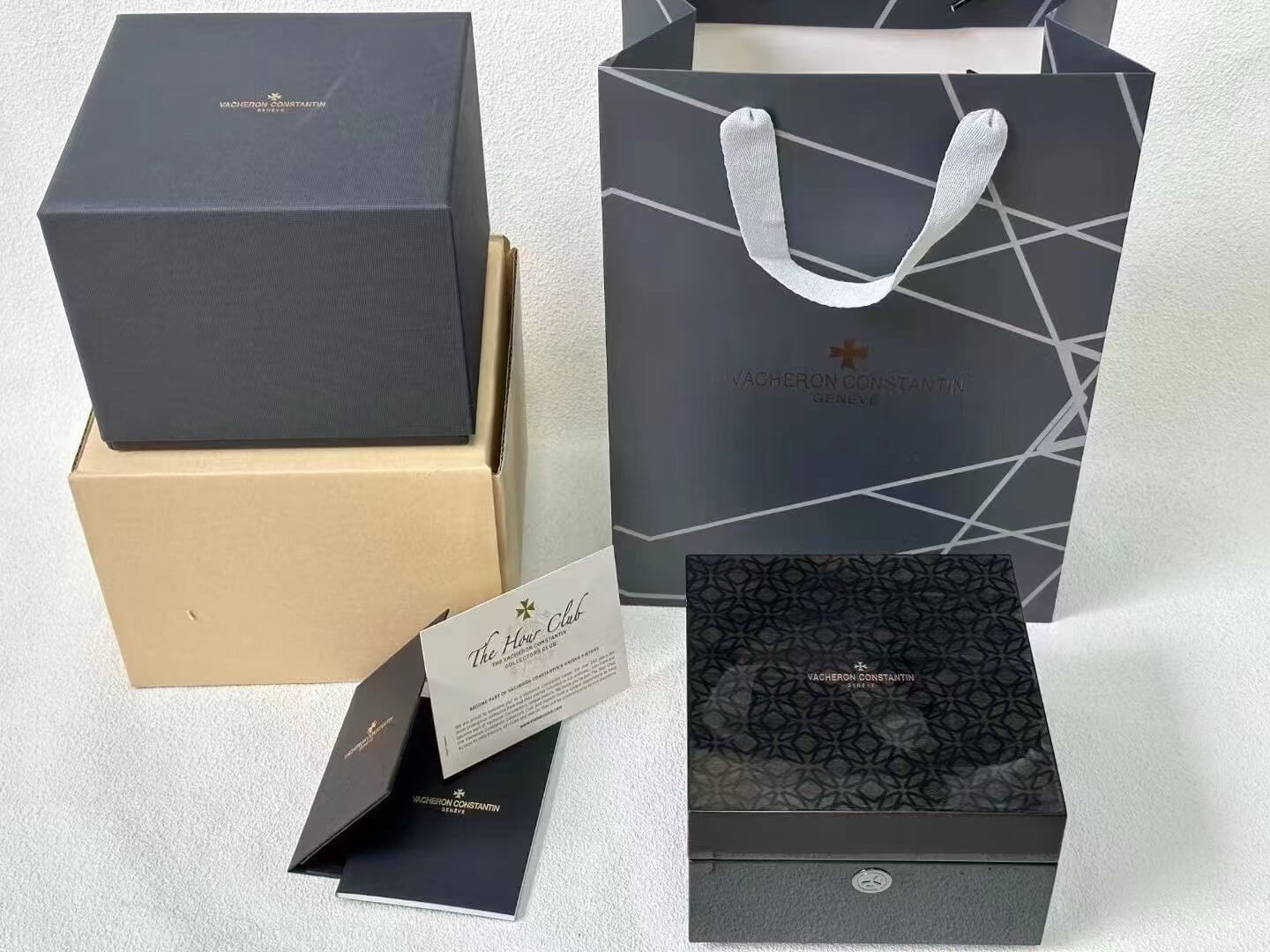 The Vacheron Constantin Watch Box Full Set The Vacheron Constantin Watch Box Full Set