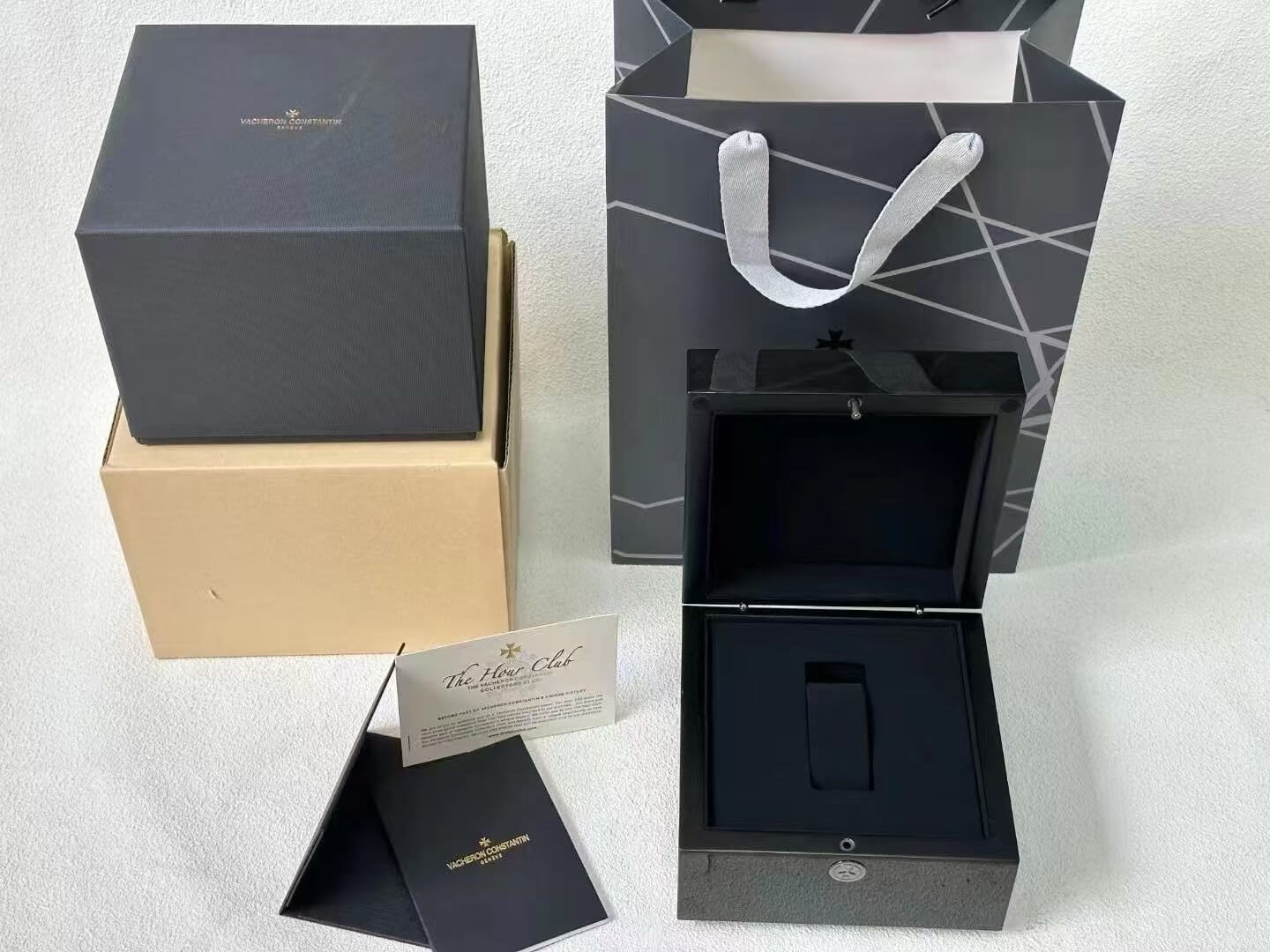 The Vacheron Constantin Watch Box Full Set The Vacheron Constantin Watch Box Full Set
