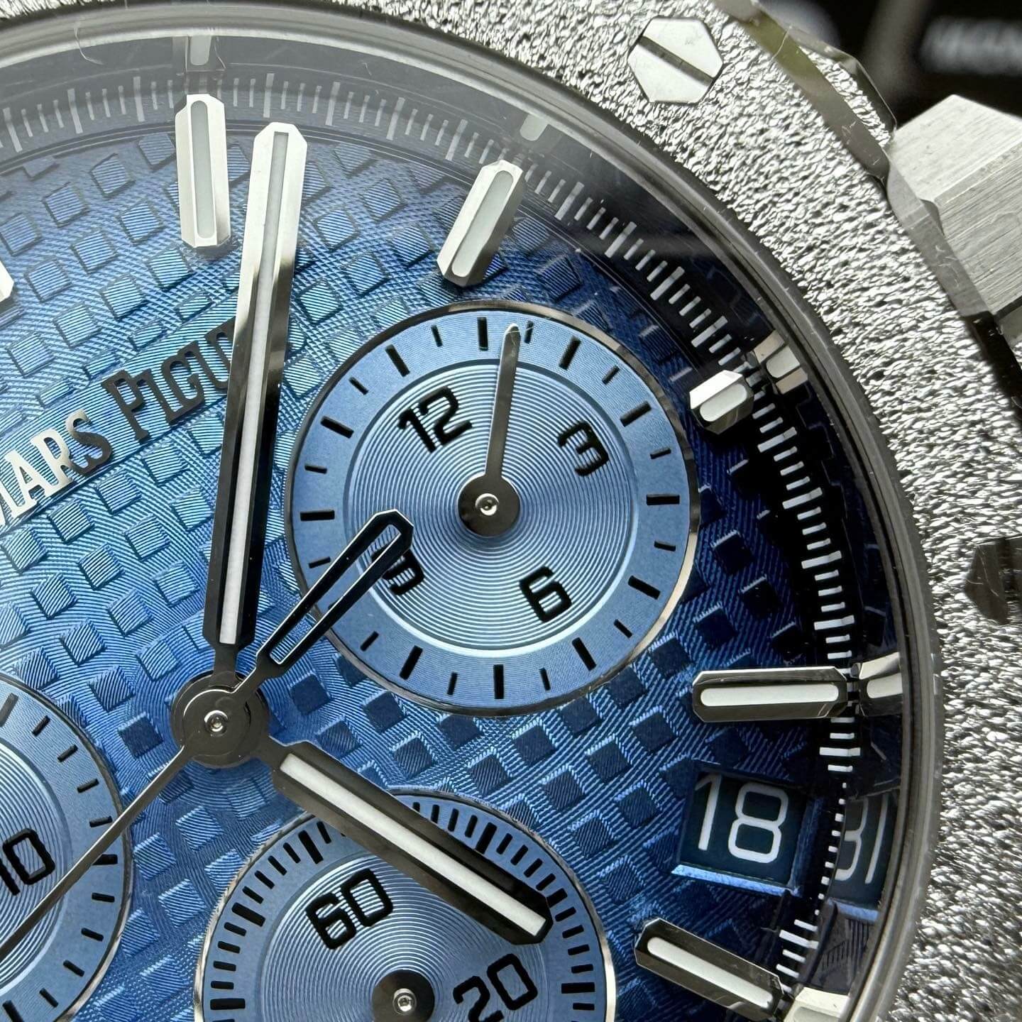 Audemars Piguet Replica Royal Oak Super Clone Watch 26240BC.GG.1324BC.02