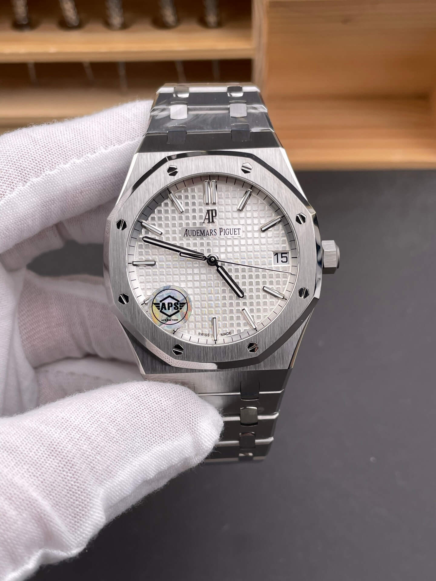 Audemars Piguet Replica Royal Oak Super Clone Watch 15500ST.OO.1220ST.04