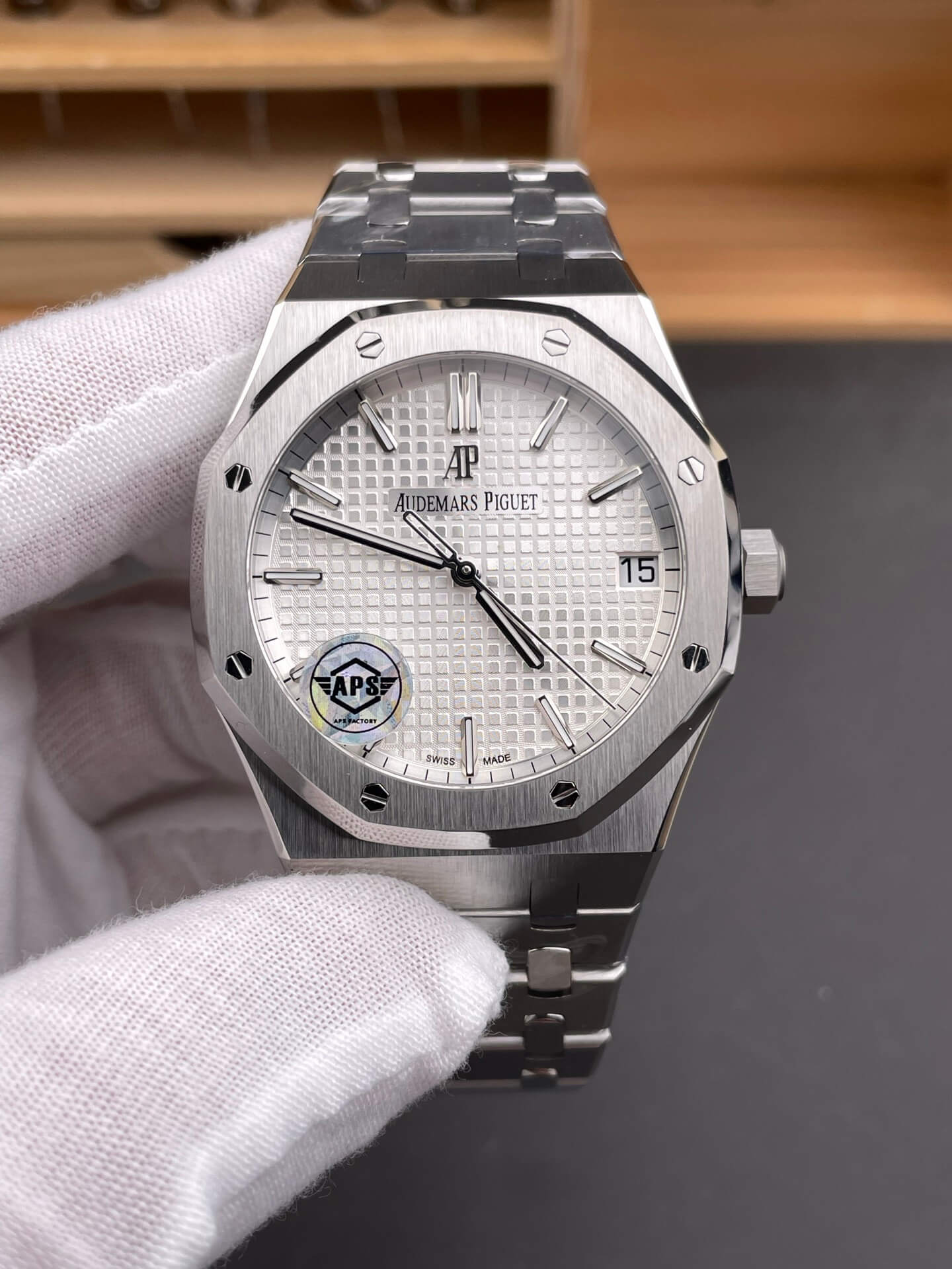 Audemars Piguet Replica Royal Oak Super Clone Watch 15500ST.OO.1220ST.04