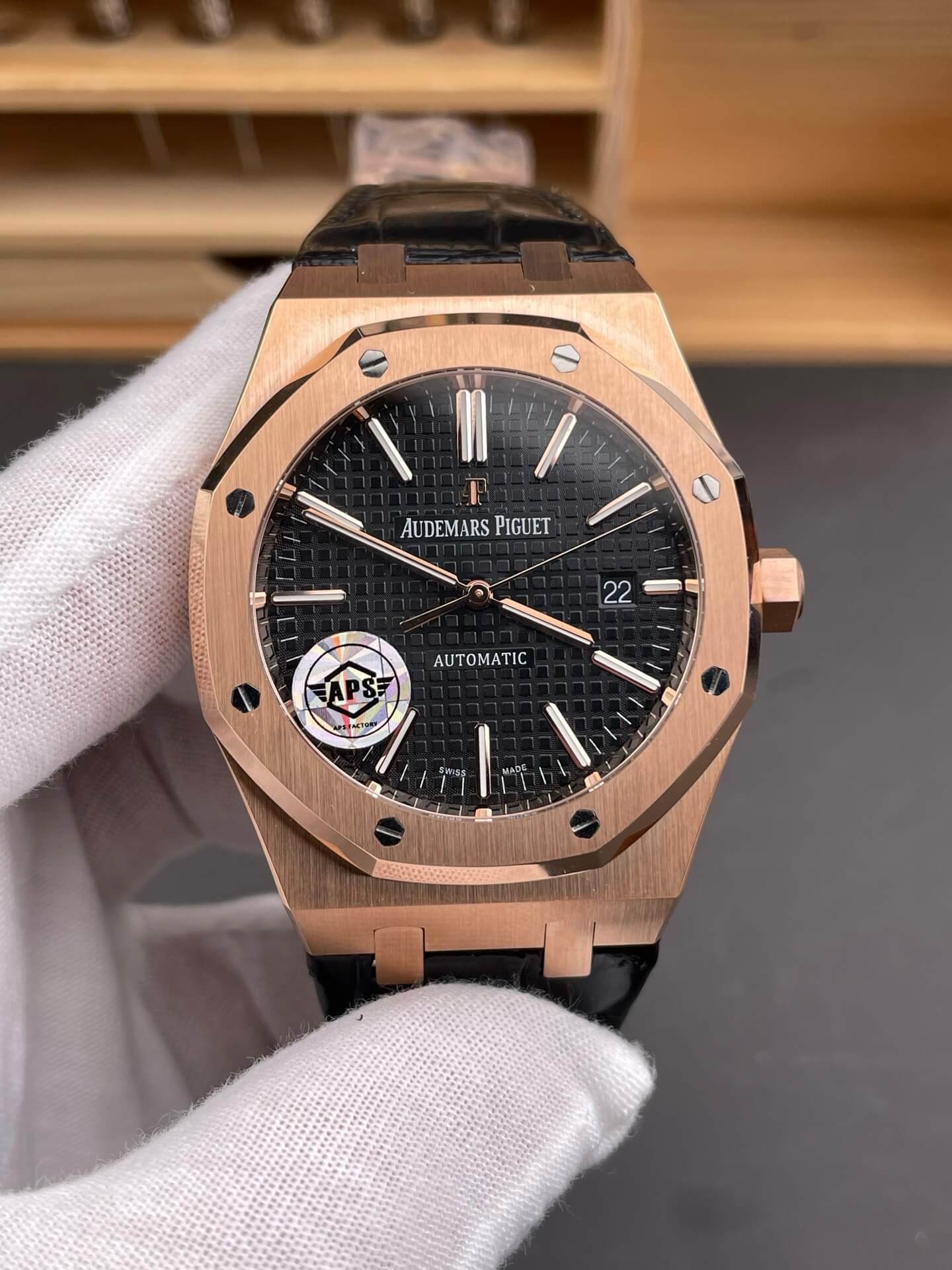 Audemars Piguet Replica Royal Oak Super Clone Watch 15400OR.OO.D002CR.01