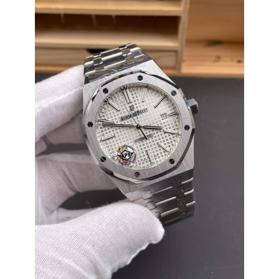 Audemars Piguet Replica Royal Oak Super Clone Watch 15400ST.OO.1220ST.02