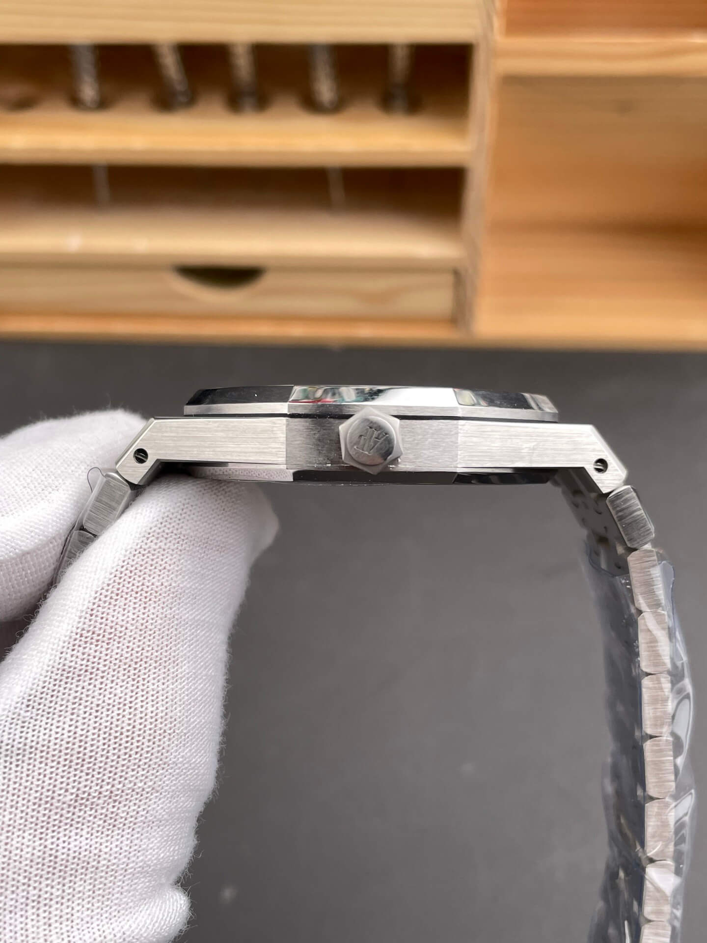 Audemars Piguet Replica Royal Oak Super Clone Watch 15400ST.OO.1220ST.03
