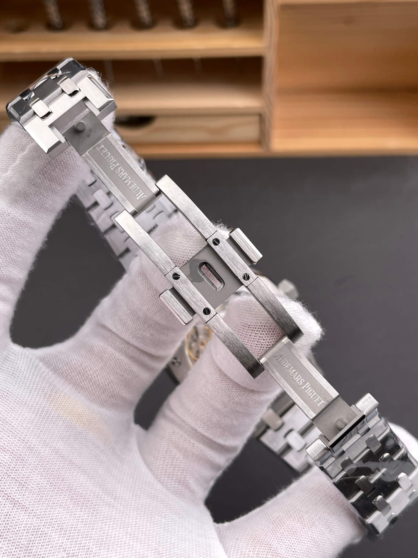 Audemars Piguet Replica Royal Oak Super Clone Watch 15450ST.OO.1256ST.03