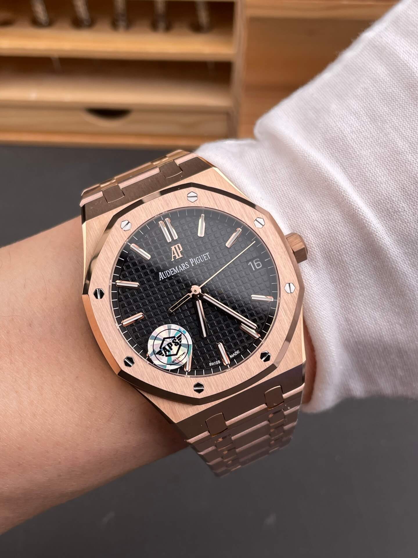 Audemars Piguet Replica Royal Oak Super Clone Watch 15500OR.OO.1220OR.01