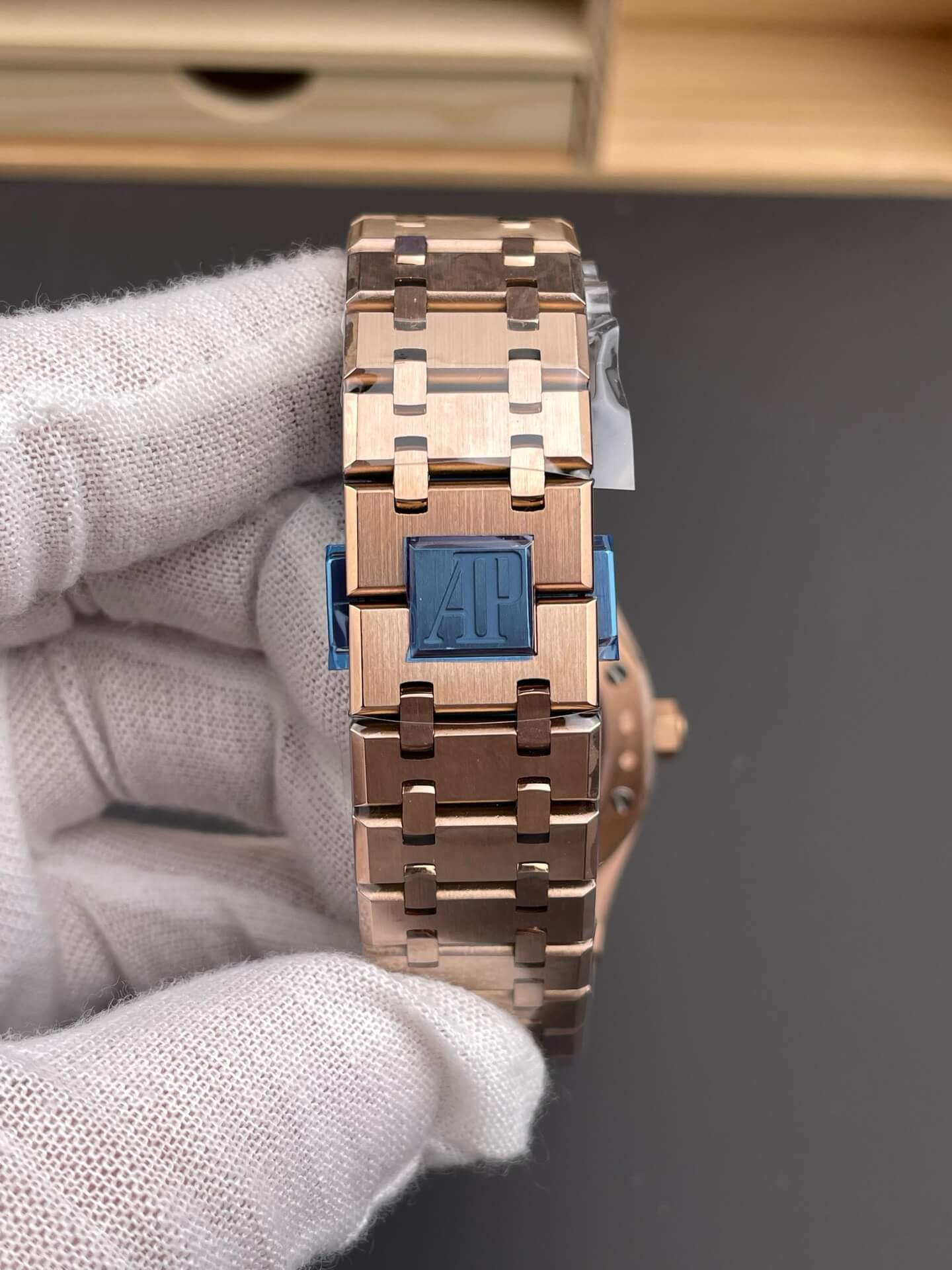 Audemars Piguet Replica Royal Oak Super Clone Watch 15510OR.OO.1320OR.04 Audemars Piguet Replica Royal Oak Super Clone Watch 15510OR.OO.1320OR.04