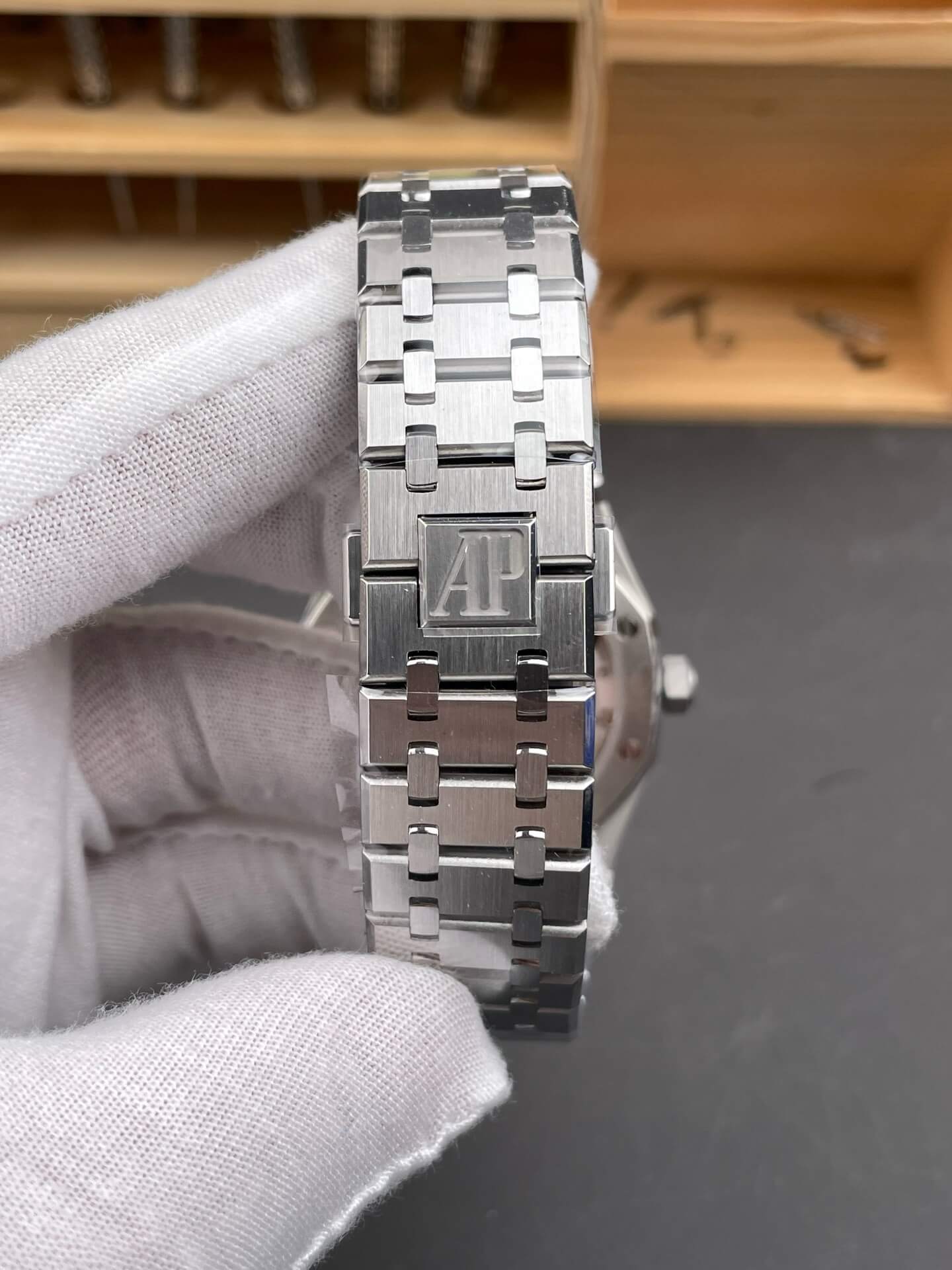 Audemars Piguet Replica Royal Oak Super Clone Watch 15510ST.OO.1320ST.06