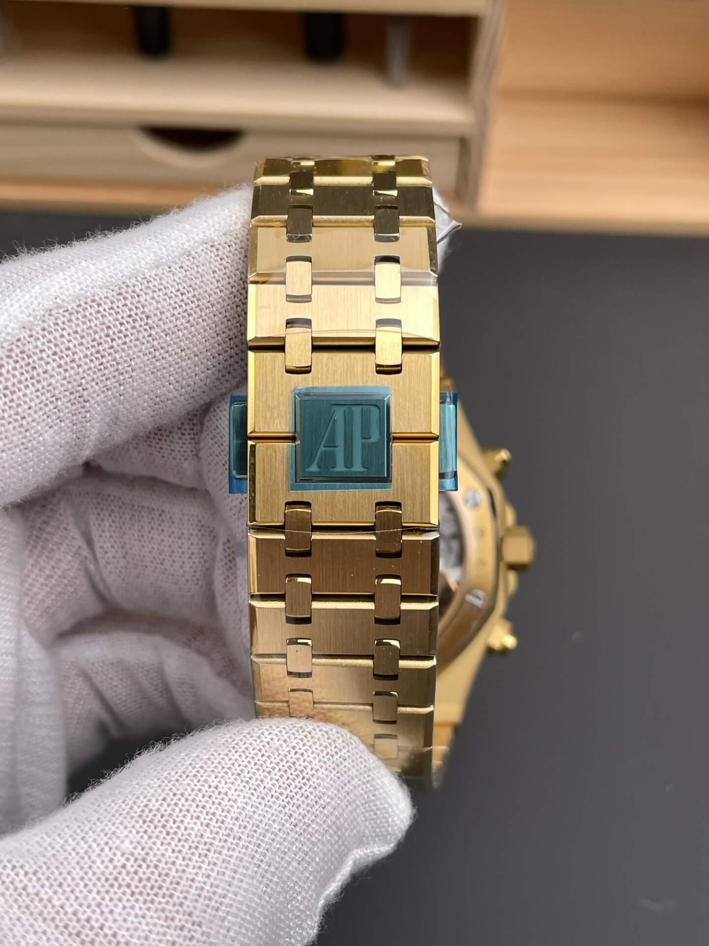 Audemars Piguet Replica Royal Oak Super Clone Watch 26240BA.OO.1320BA.02