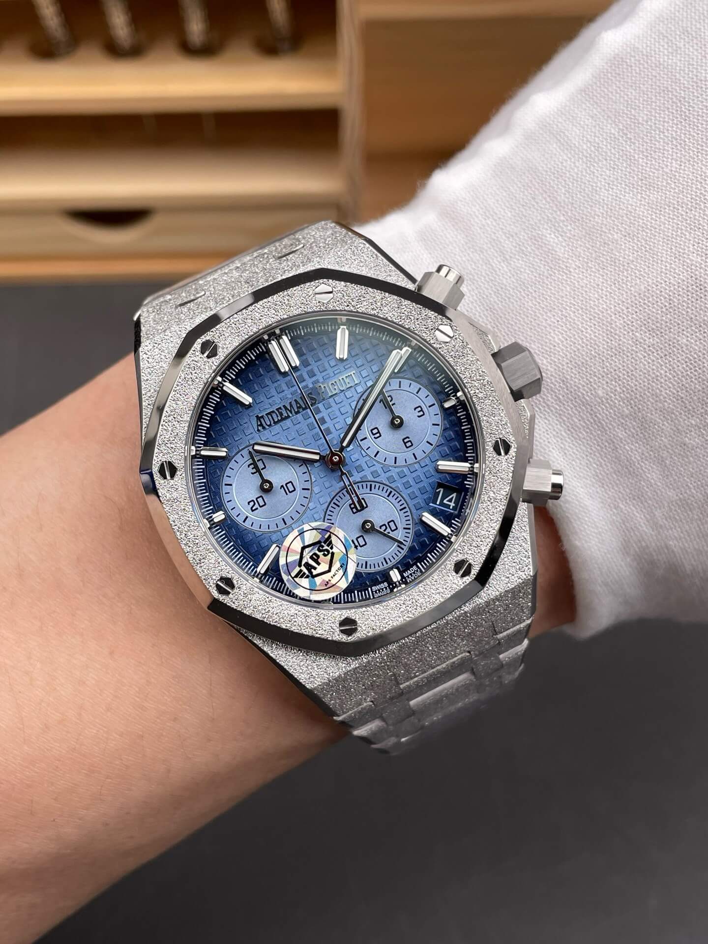 Audemars Piguet Replica Royal Oak Super Clone Watch 26240BC.GG.1324BC.02