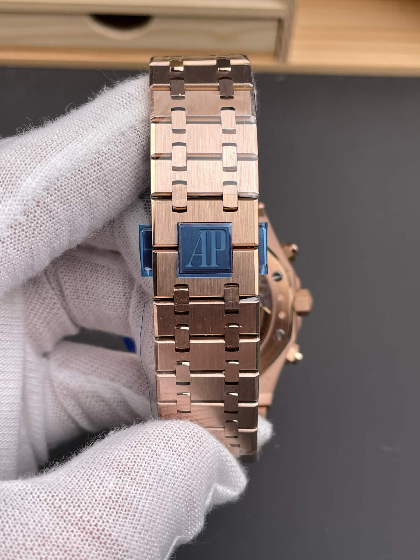 Audemars Piguet Replica Royal Oak Super Clone Watch 26240OR.OO.1320OR.06