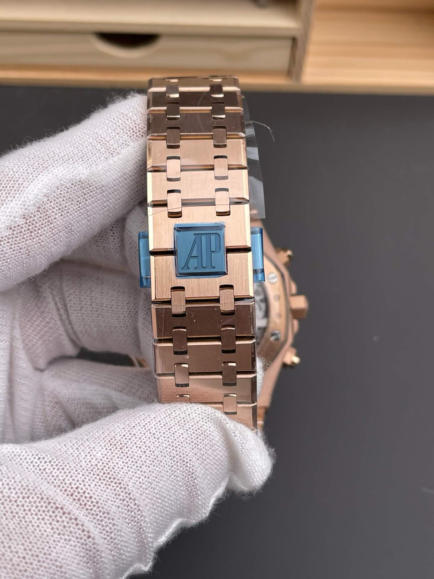 Audemars Piguet Replica Royal Oak Super Clone Watch 26240OR.OO.1320OR.08