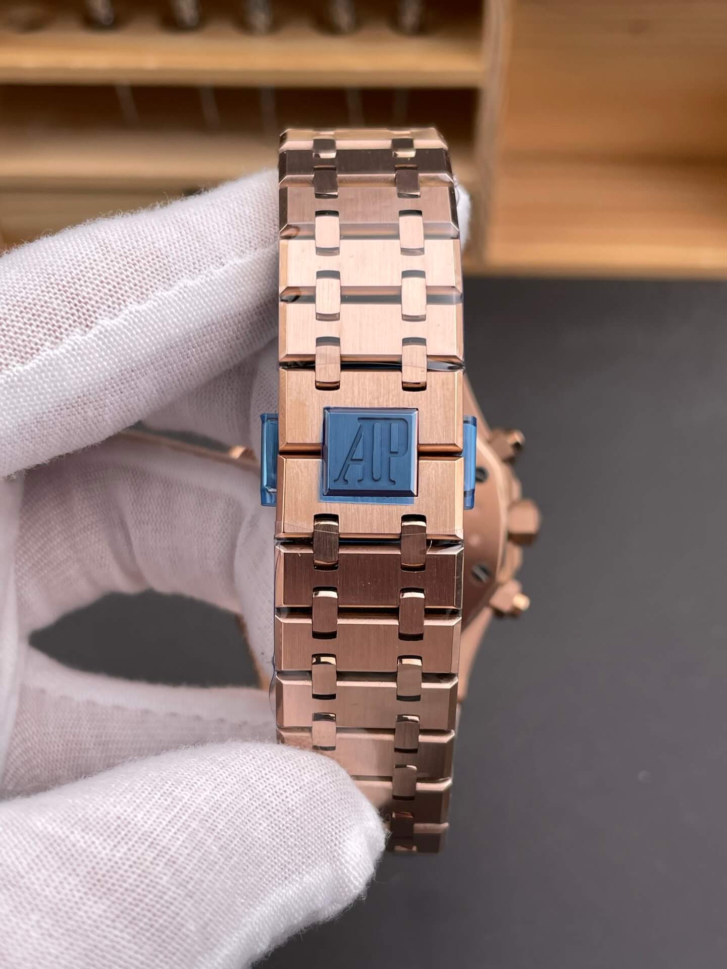 Audemars Piguet Replica Royal Oak Super Clone Watch 26331OR.OO.1220OR.01