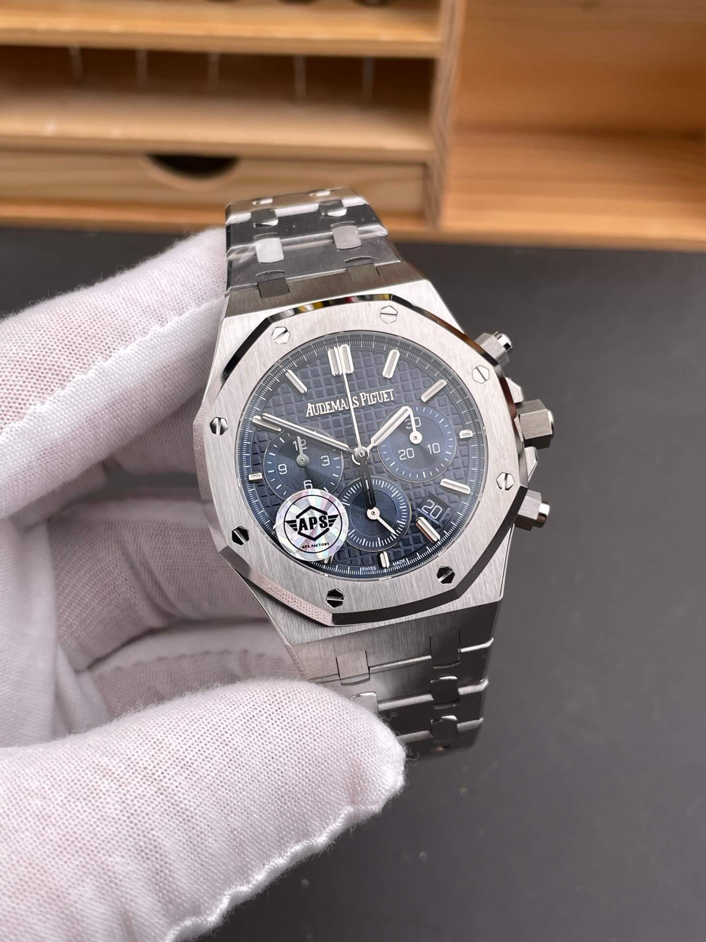 Audemars Piguet Replica Royal Oak Super Clone Watch 26715ST.OO.1356ST.01