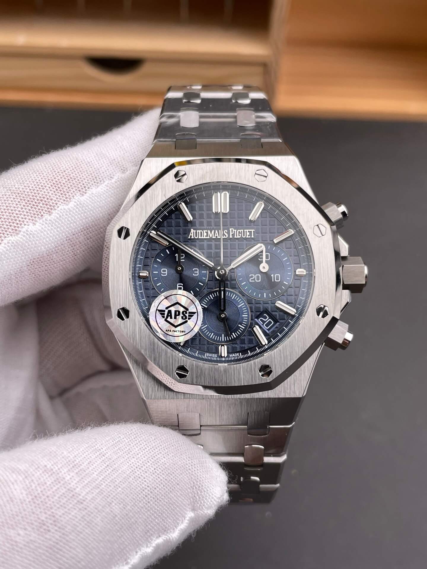 Audemars Piguet Replica Royal Oak Super Clone Watch 26715ST.OO.1356ST.01