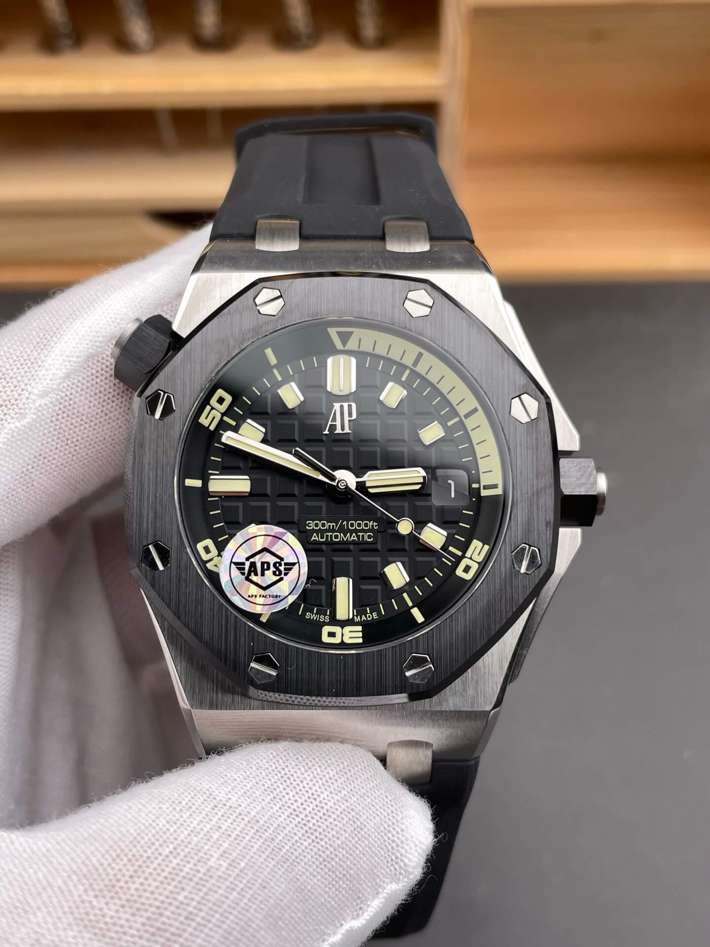Audemars Piguet Replica Royal Oak Super Clone Offshore Watch 15720CN.OO.A002CA.01