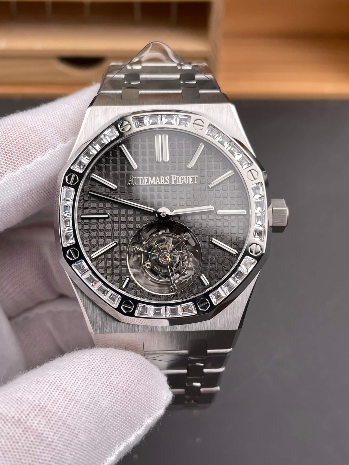 Audemars Piguet Replica Royal Oak Super Clone Watch 26730BC.ZZ.1320BC.01