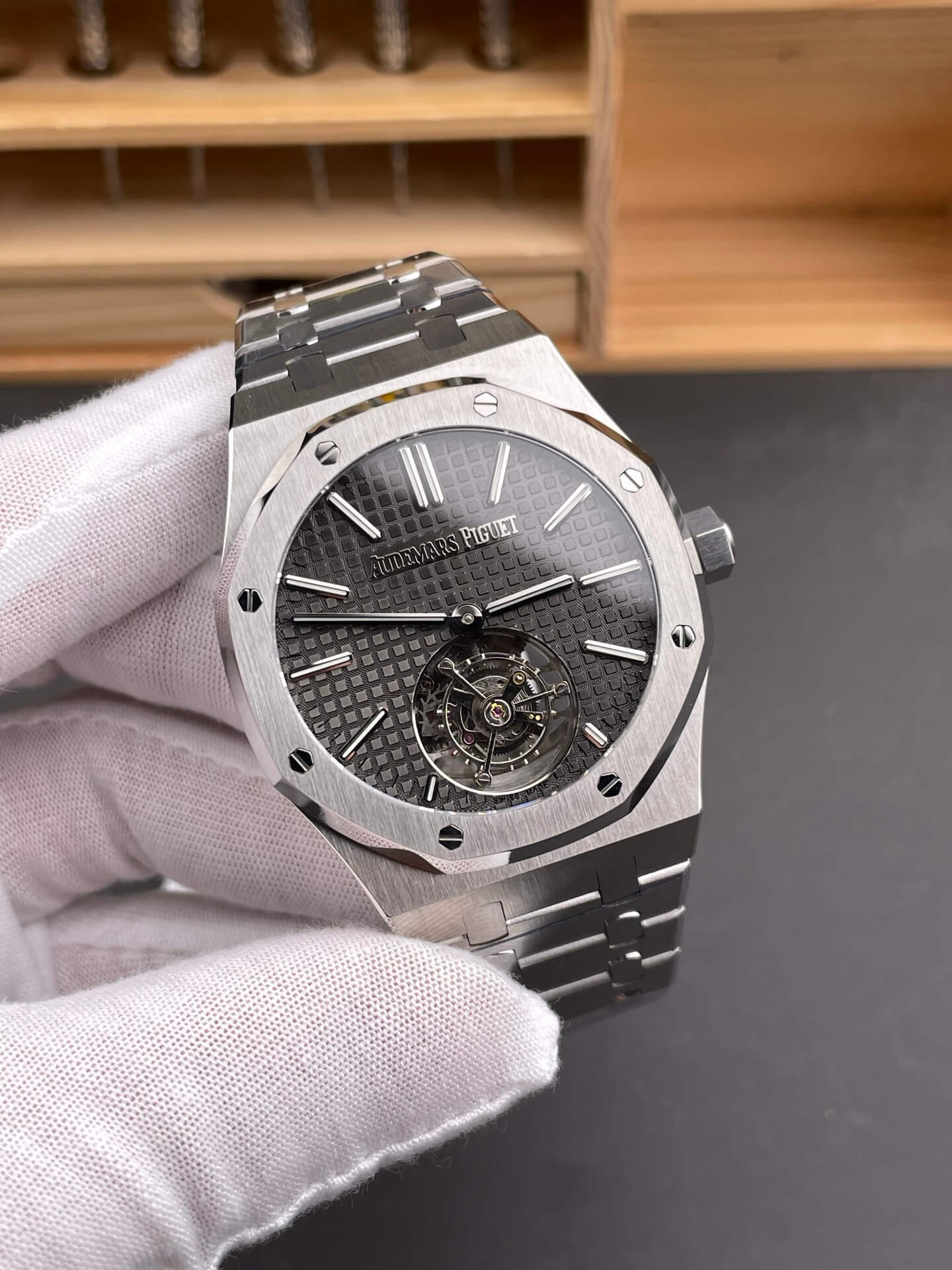 Audemars Piguet Replica Royal Oak Super Clone Watch 26730ST.OO.1320ST.06