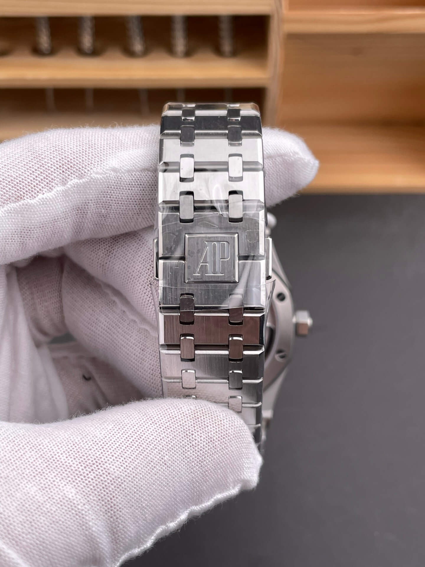 Audemars Piguet Replica Royal Oak Super Clone Watch 26730ST.OO.1320ST.06