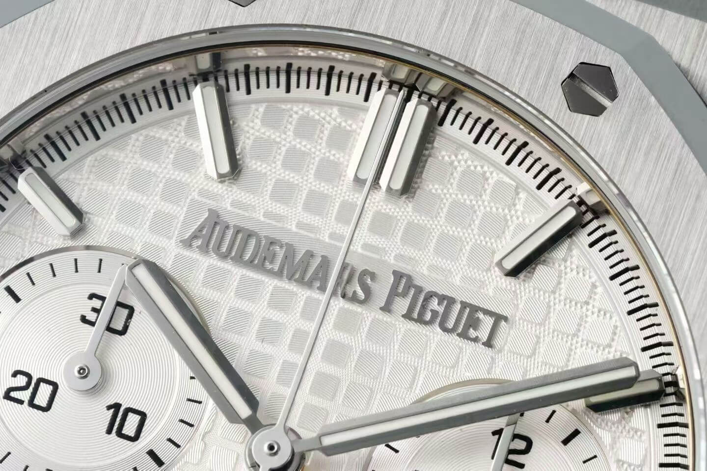 Audemars Piguet Replica Royal Oak Super Clone Watch 26240ST.OO.1320ST.07