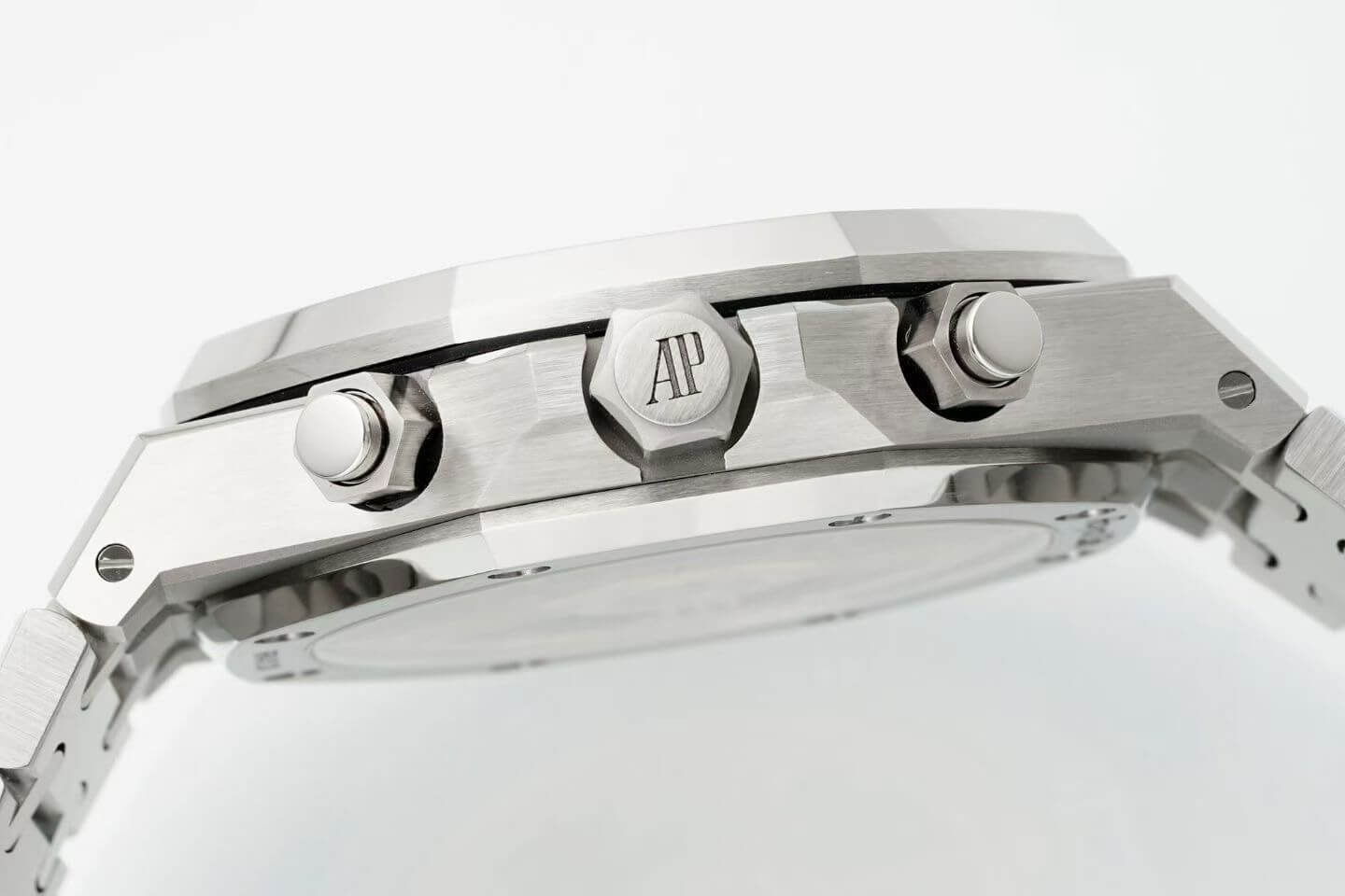 Audemars Piguet Replica Royal Oak Super Clone Watch 26240ST.OO.1320ST.07