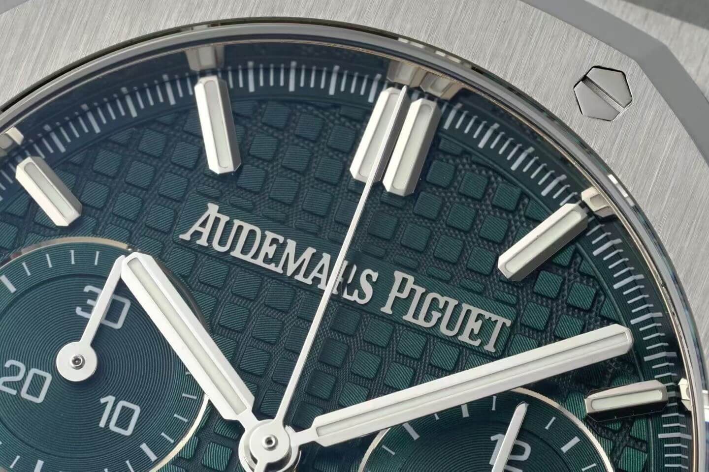 Audemars Piguet Replica Royal Oak Super Clone Watch 26240ST.OO.1320ST.08