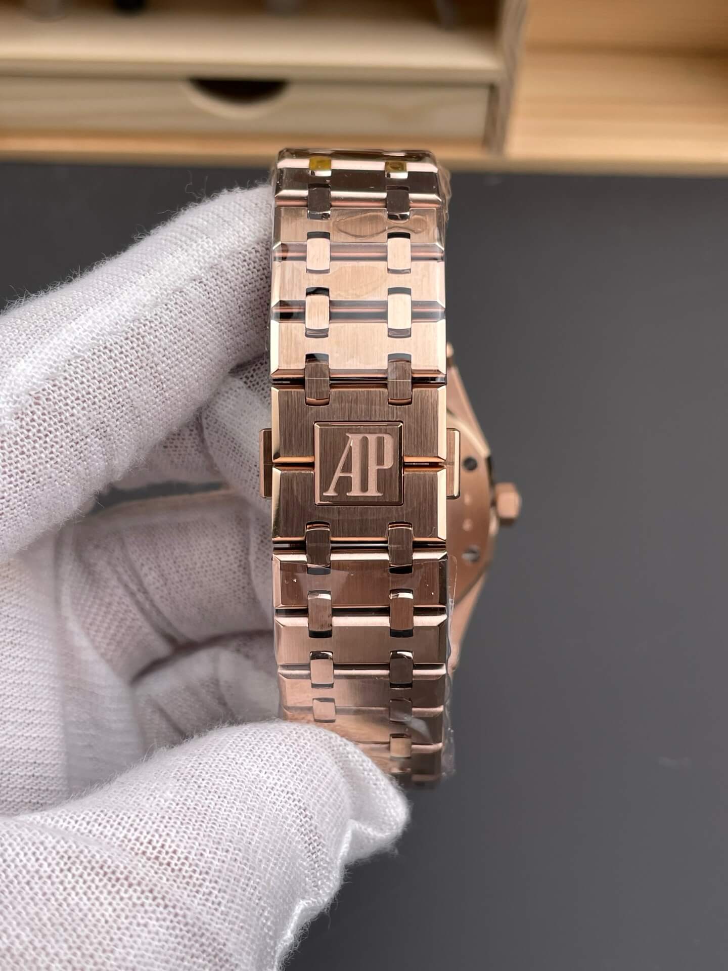 Audemars Piguet Replica Royal Oak Super Clone Watch 15407OR.OO.1220OR.01 Audemars Piguet Replica Royal Oak Super Clone Watch 15407OR.OO.1220OR.01