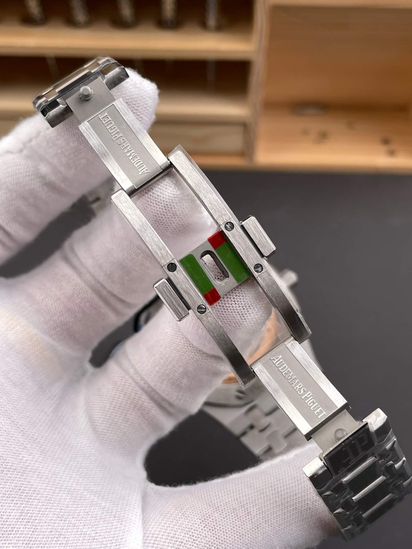 Audemars Piguet Replica Royal Oak Super Clone Watch 15202ST.OO.1240ST.01 Audemars Piguet Replica Royal Oak Super Clone Watch 15202ST.OO.1240ST.01