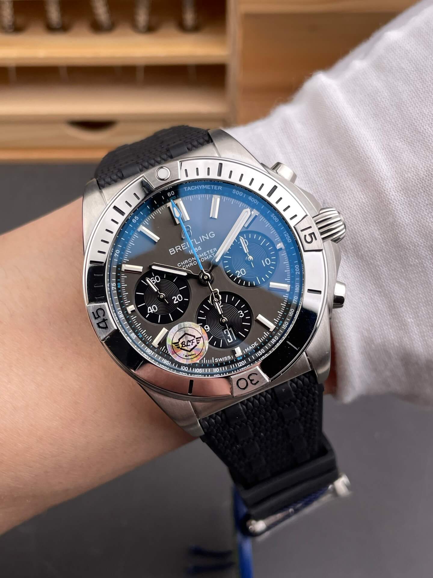 Breitling Replica Chronomat B01 42 Super Clone Watch EB0134101M1S1