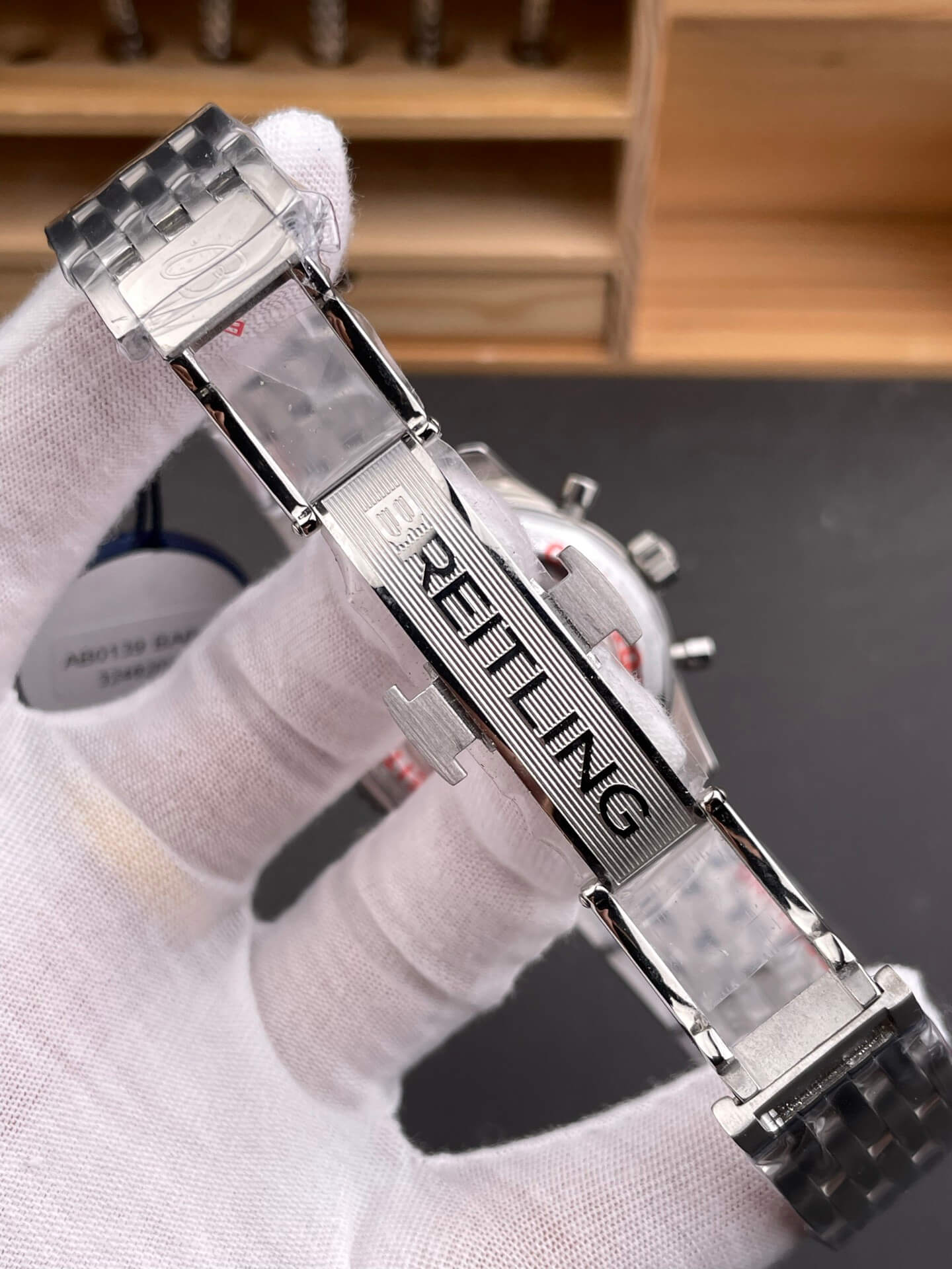 Breitling Replica Navitimer B01 Chronograph 43 Super Clone Watch AB0121211B3A1