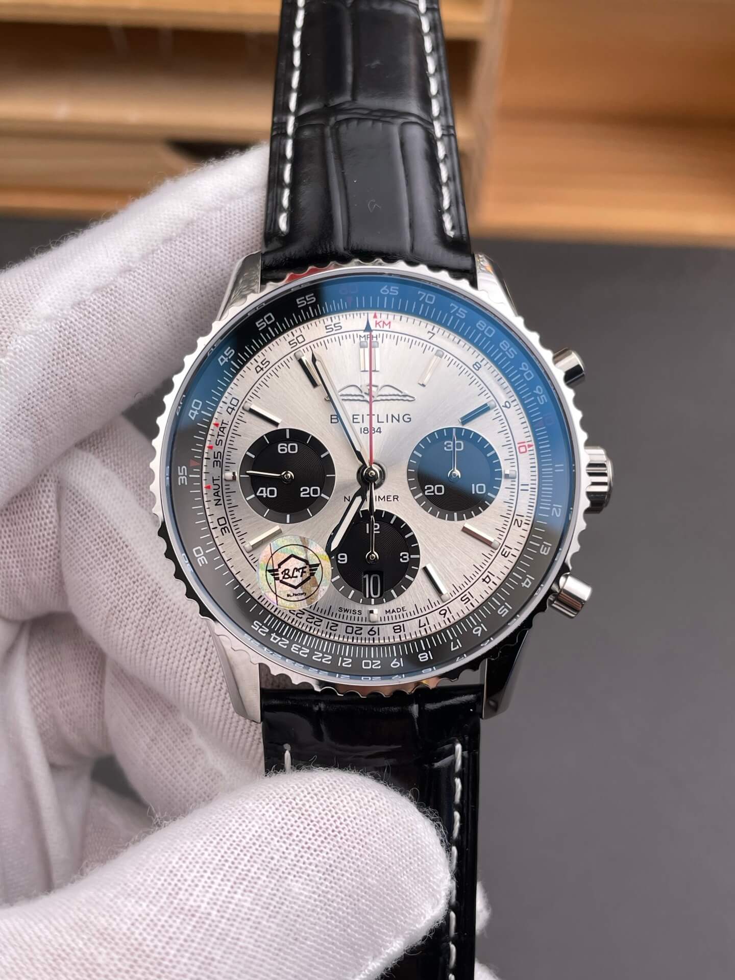 Breitling Replica Navitimer B01 Chronograph 43 Super Clone Watch AB0138241G1P1
