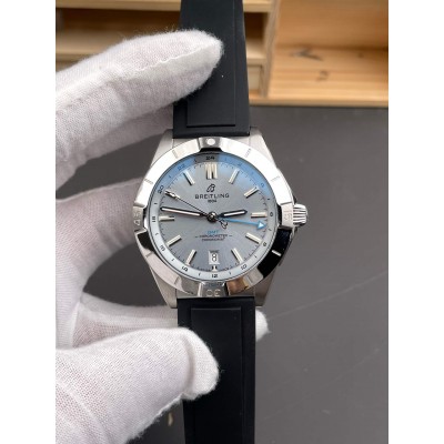 Breitling Replica Chronomat Automatic GMT 40 Super Clone Watch P32398101C1S1