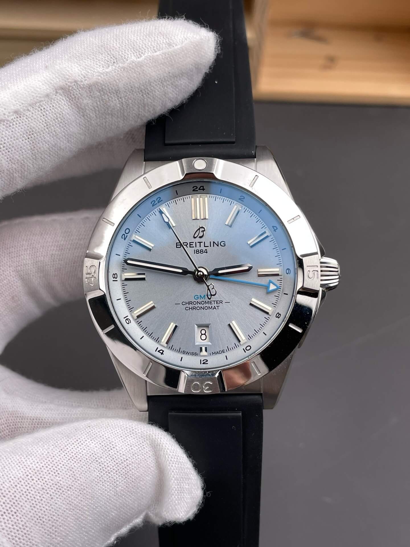 Breitling Replica Chronomat Automatic GMT 40 Super Clone Watch P32398101C1S1 Breitling Replica Chronomat Automatic GMT 40 Super Clone Watch P32398101C1S1