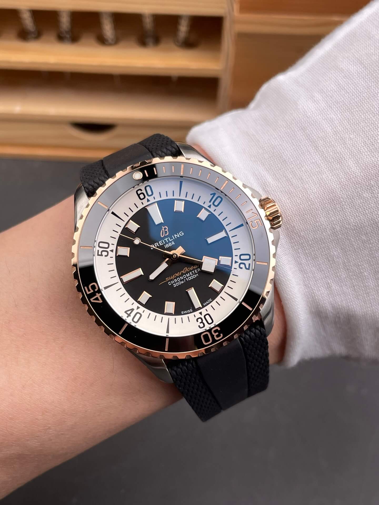Breitling Replica Superocean Automatic 42 Super Clone Watch U17375211B1S1