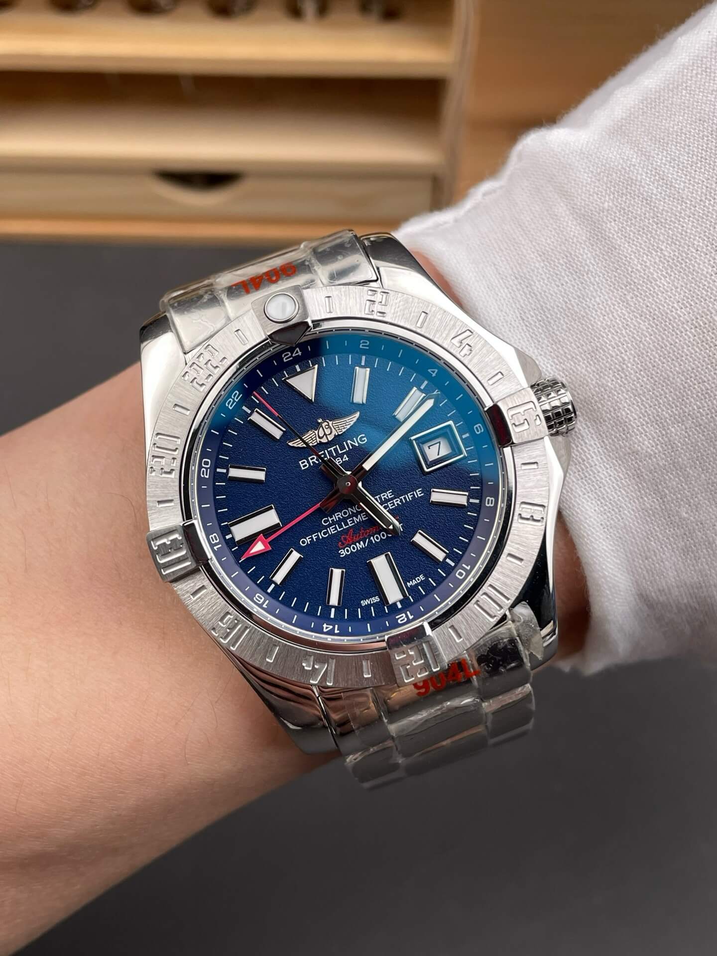 Breitling Replica Avenger II GMT Super Clone Watch A32390111C1A1 Breitling Replica Avenger II GMT Super Clone Watch A32390111C1A1