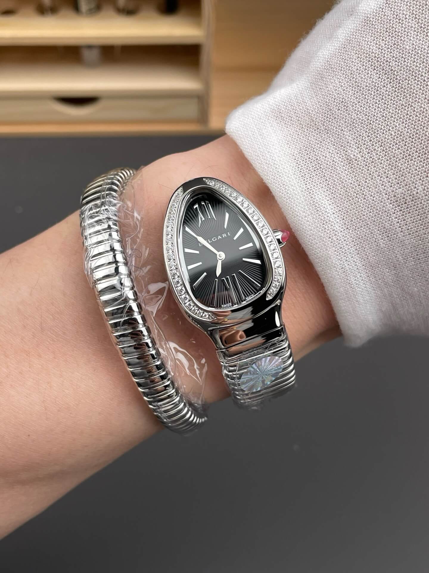 Bvlgari Replica Serpenti Tubogas Super Clone Watch 103434 Bvlgari Replica Serpenti Tubogas Super Clone Watch 103434