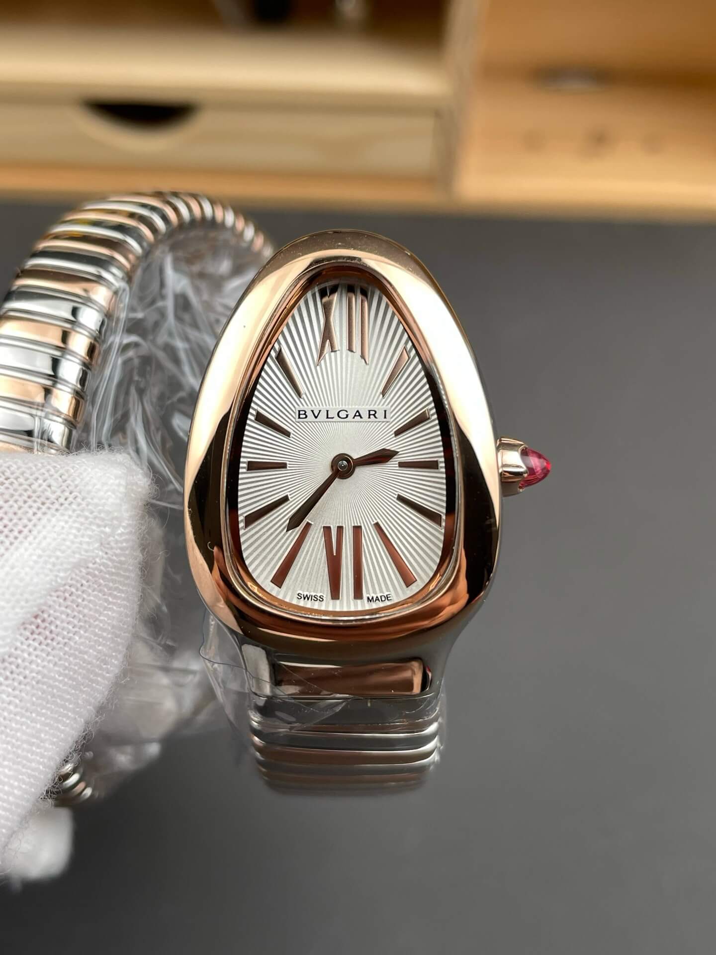 Bvlgari Replica Serpenti Tubogas Super Clone Watch 103708 Bvlgari Replica Serpenti Tubogas Super Clone Watch 103708