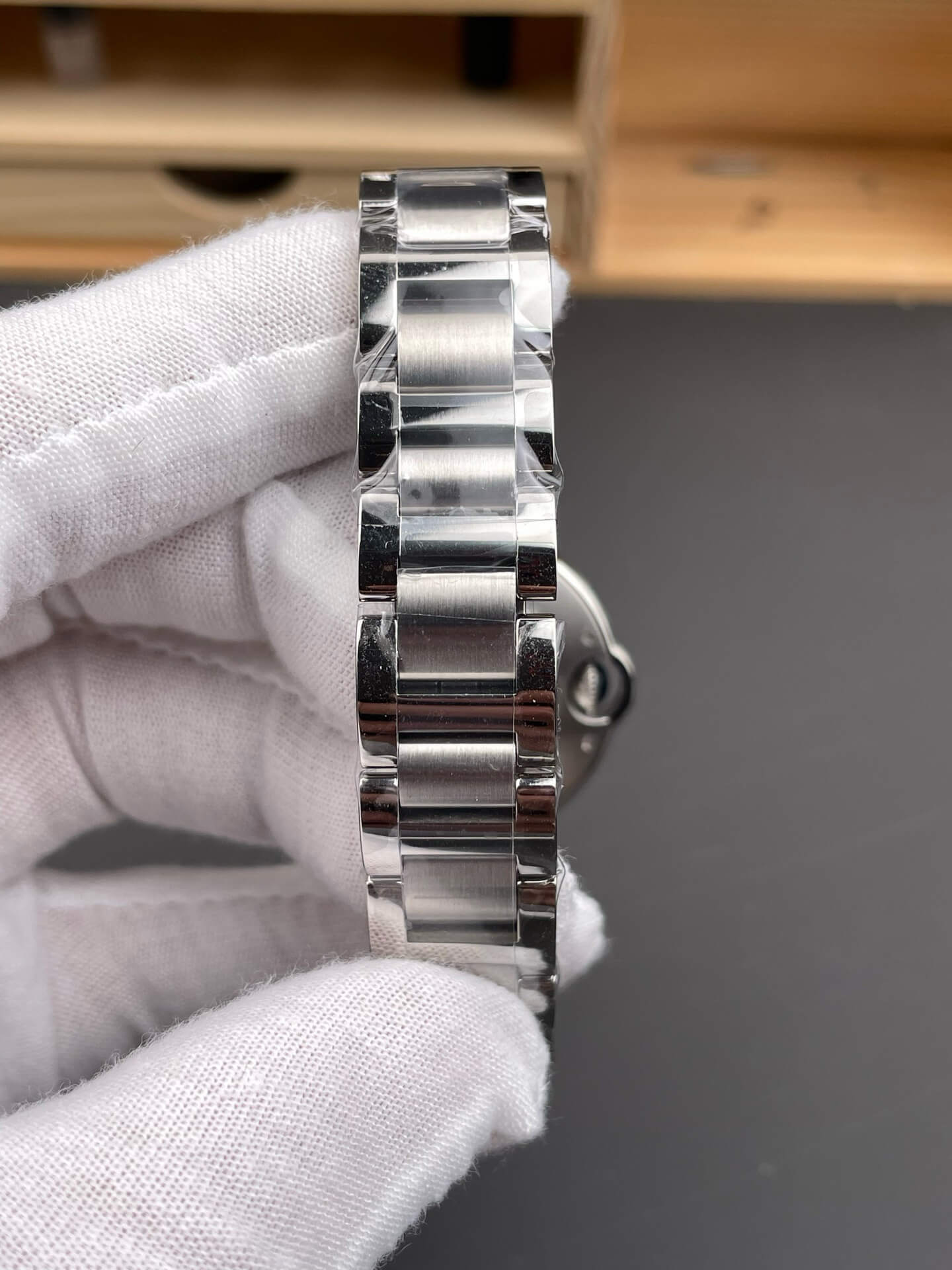 Cartier Replica Ballon Bleu Watch Super Clone WSBB0044 Cartier Replica Ballon Bleu Watch Super Clone WSBB0044