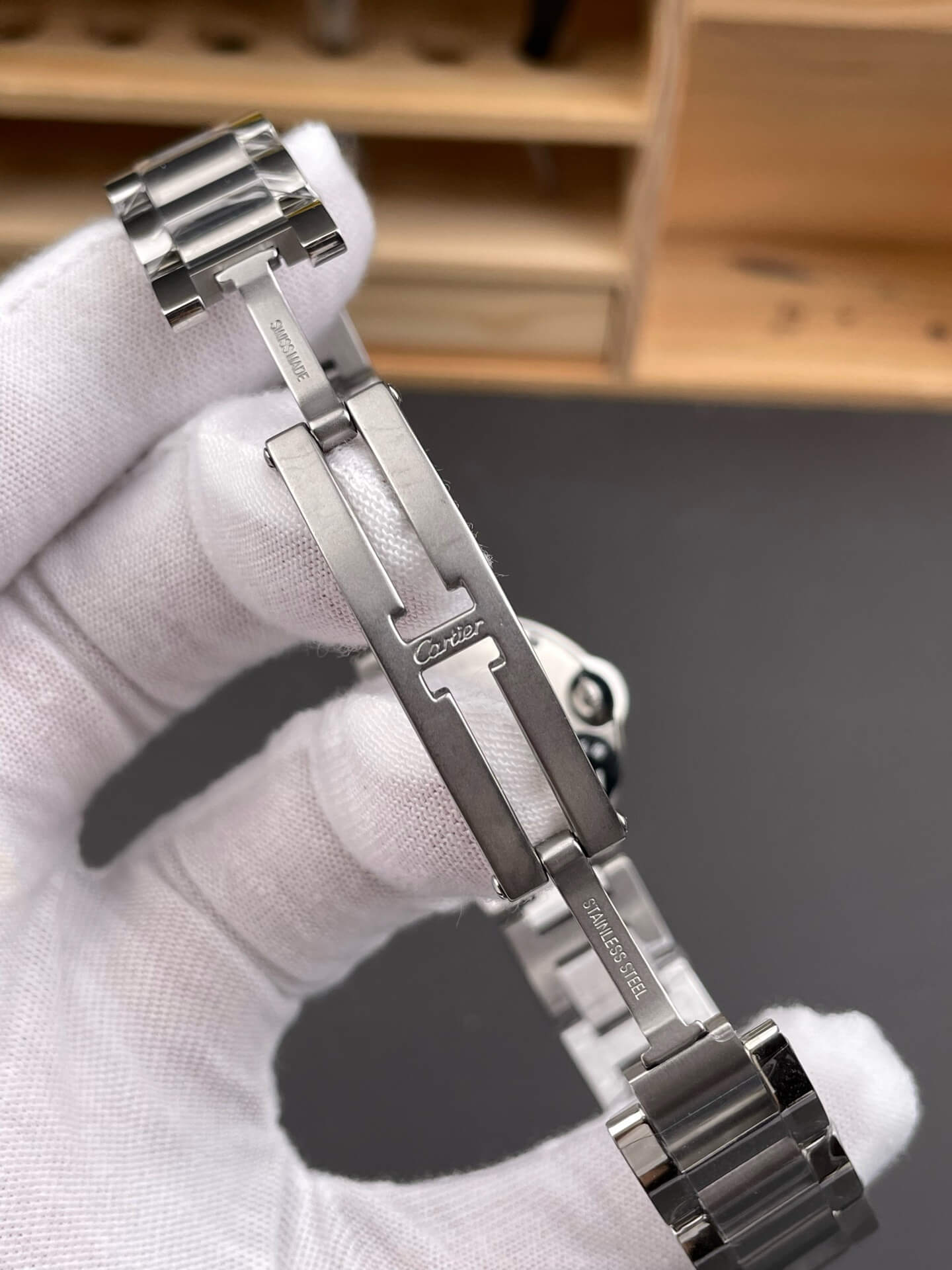 Cartier Replica Ballon Bleu Watch Super Clone WE902073 Cartier Replica Ballon Bleu Watch Super Clone WE902073
