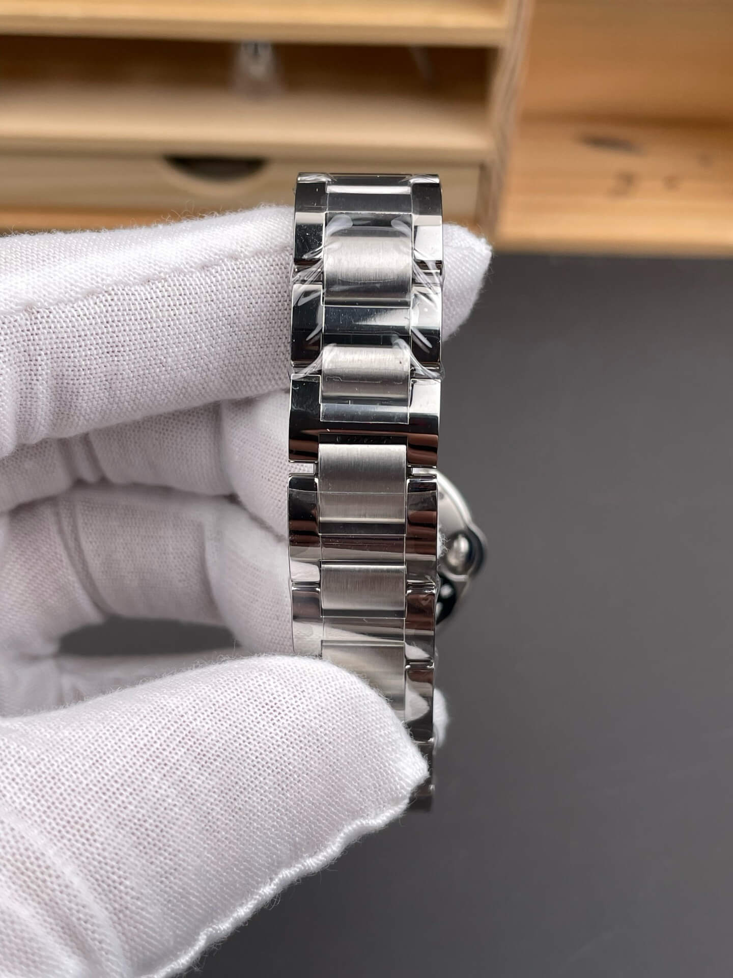 Cartier Replica Ballon Bleu Watch Super Clone WE902073 Cartier Replica Ballon Bleu Watch Super Clone WE902073