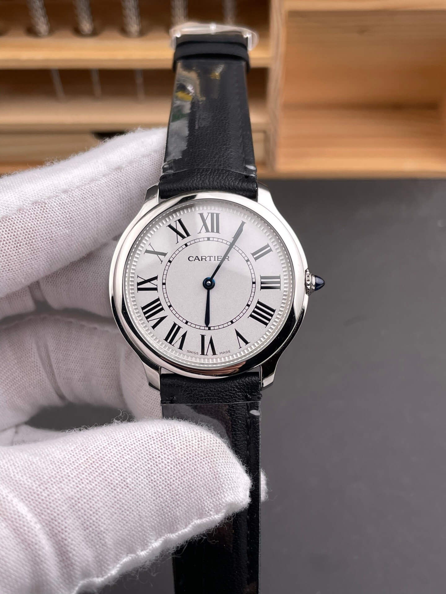 Cartier Replica Ronde Must Watch Super Clone WSRN0031