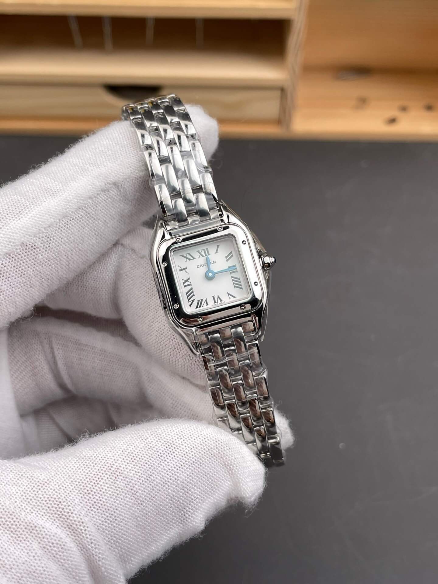 Cartier Replica Panthère Super Clone Watch WSPN0012