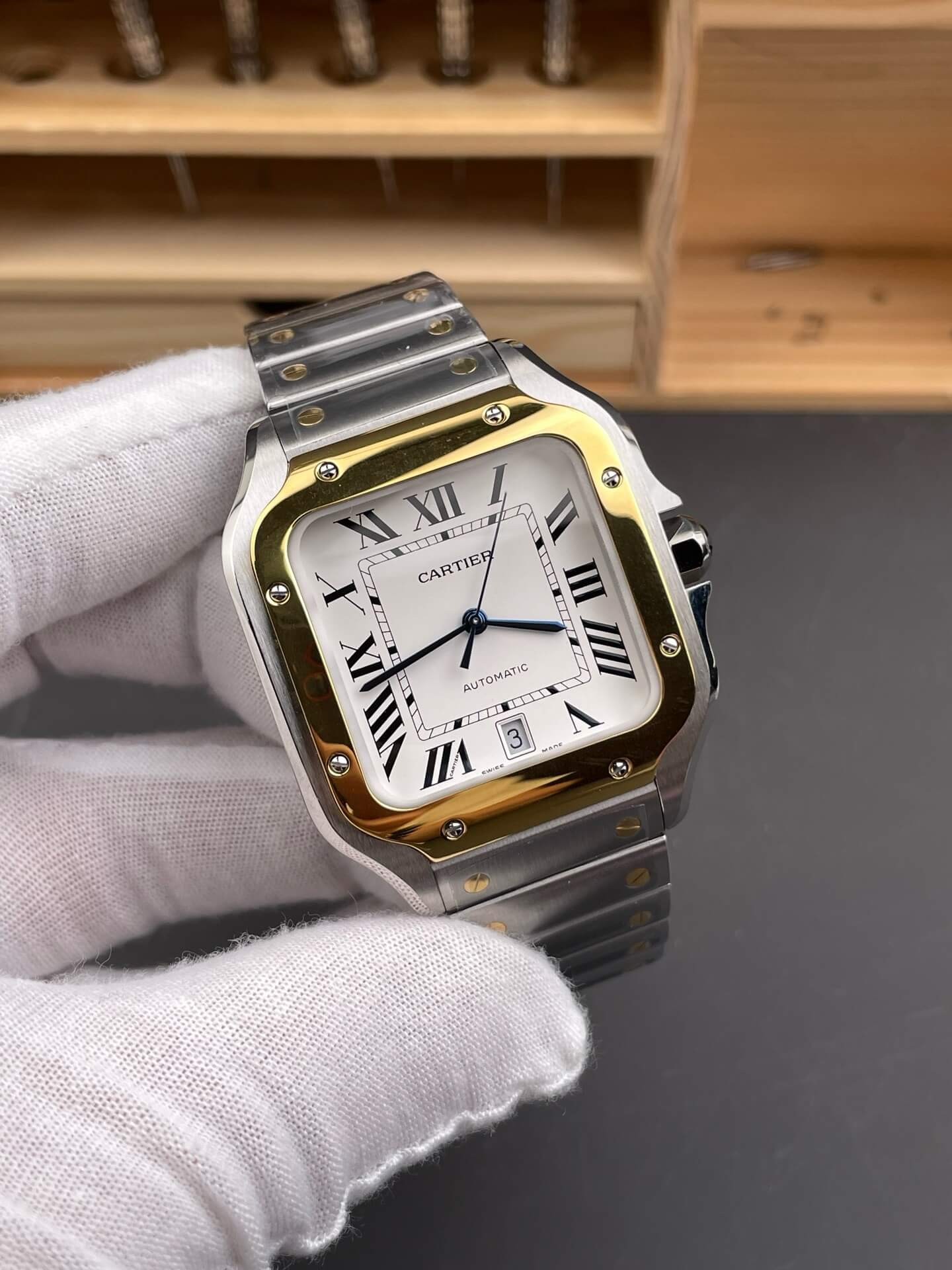 Cartier Replica Santos Super Clone Watch W2SA0009 Cartier Replica Santos Super Clone Watch W2SA0009